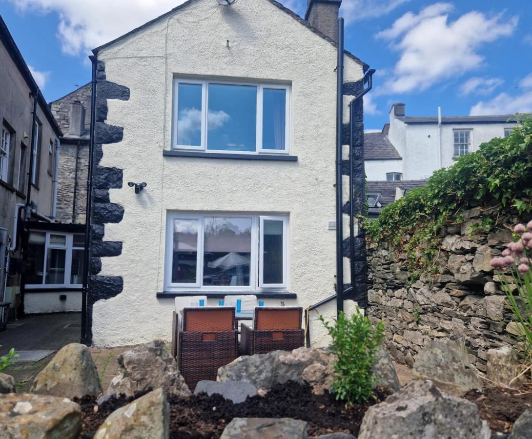 Courtyard Cottage Cartmel Esterno foto